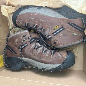 Keen Targhee II Mid WP Boots - Shiitake and Brindle